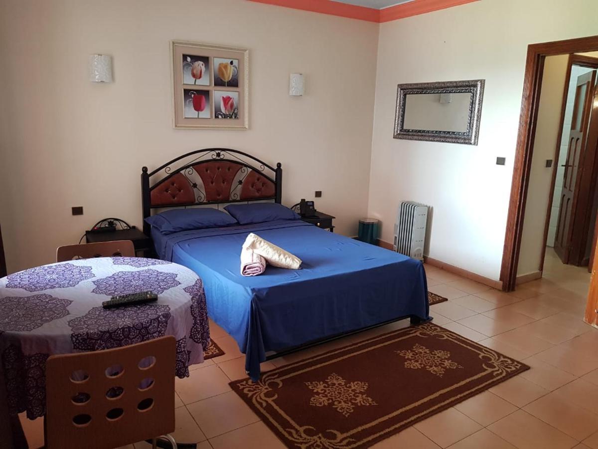 La Petite Ferme Bed & Breakfast Casablanca Exterior foto
